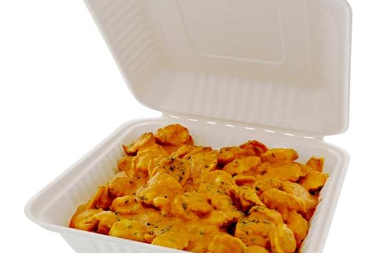 Takeout container with food 