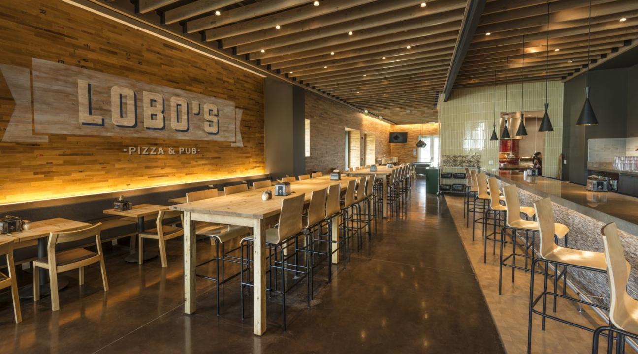 Lobo's Pub Interior