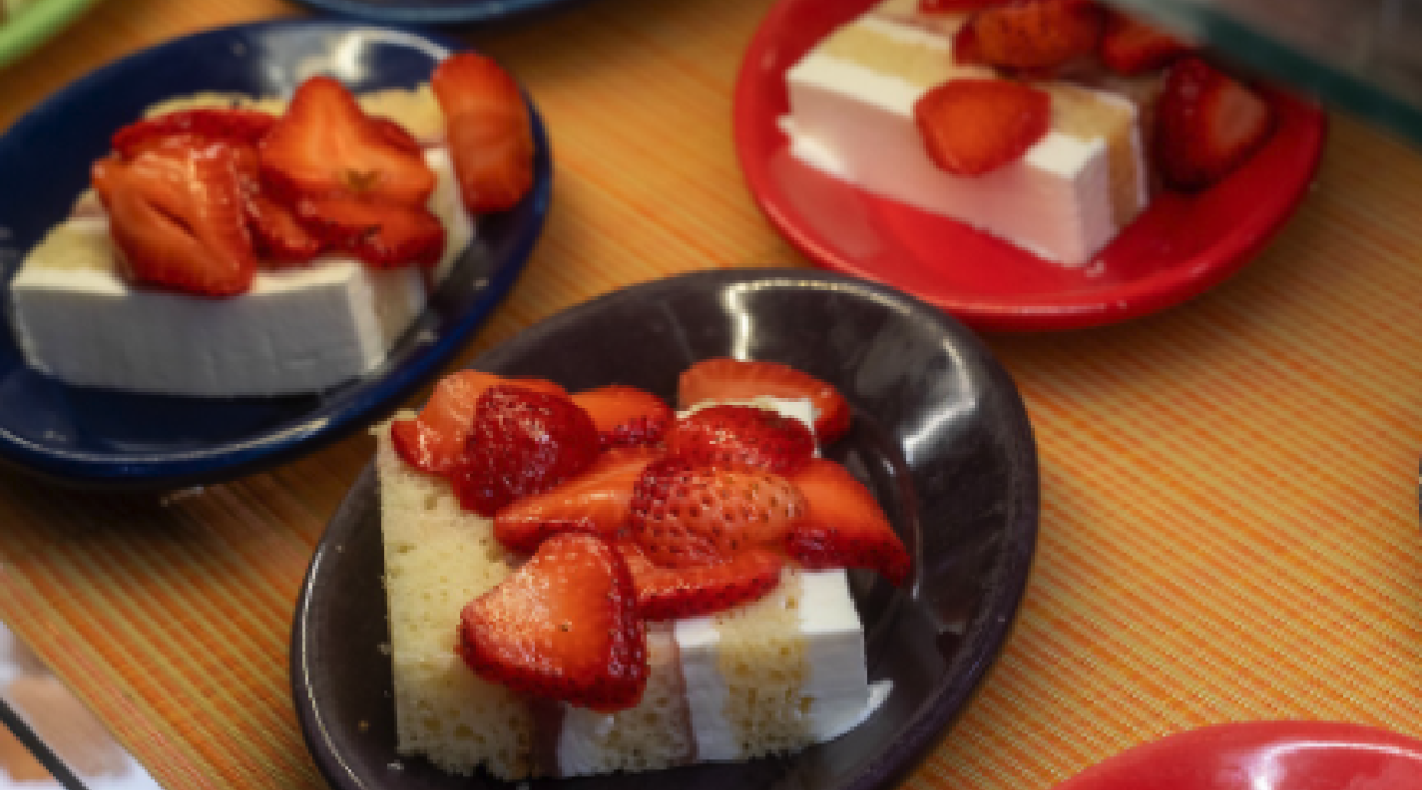 strawberry cakes